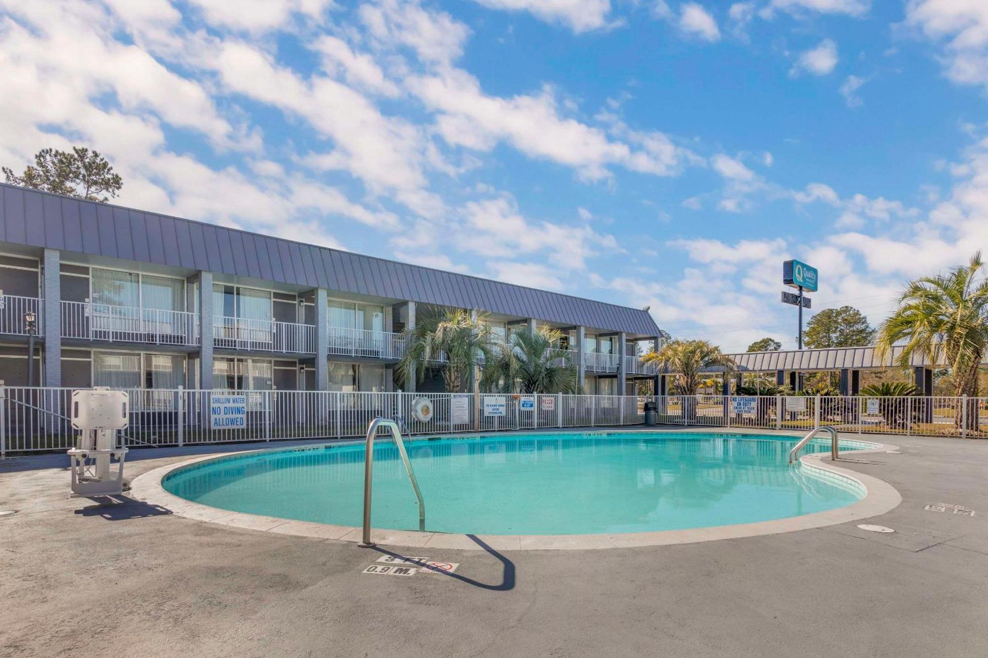 Quality Inn & Suites Hardeeville - Savannah North Eksteriør bilde