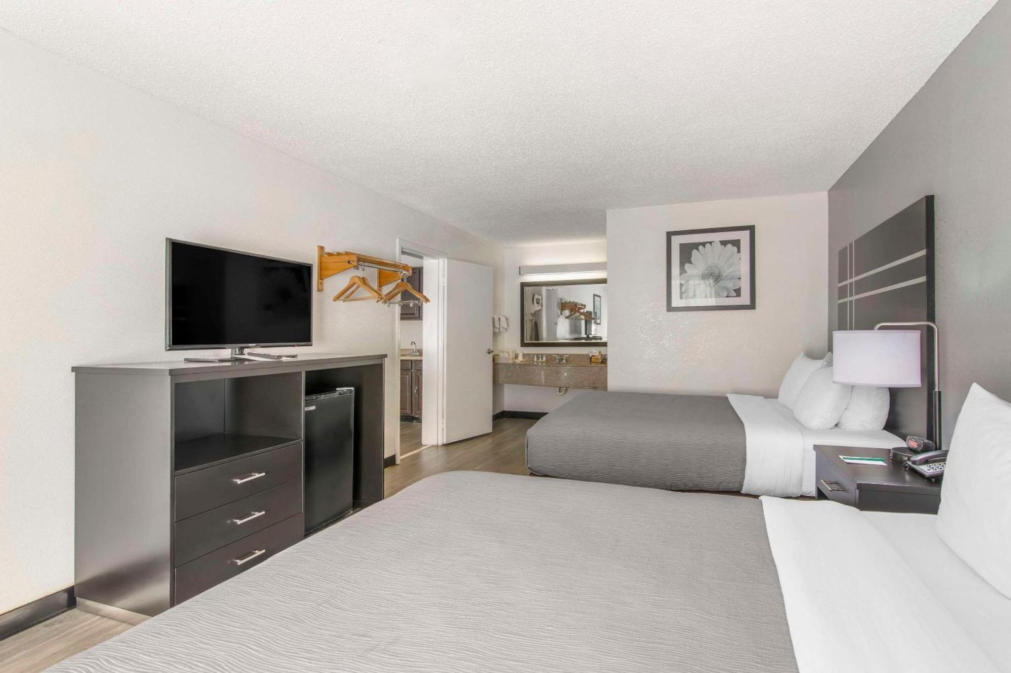 Quality Inn & Suites Hardeeville - Savannah North Eksteriør bilde